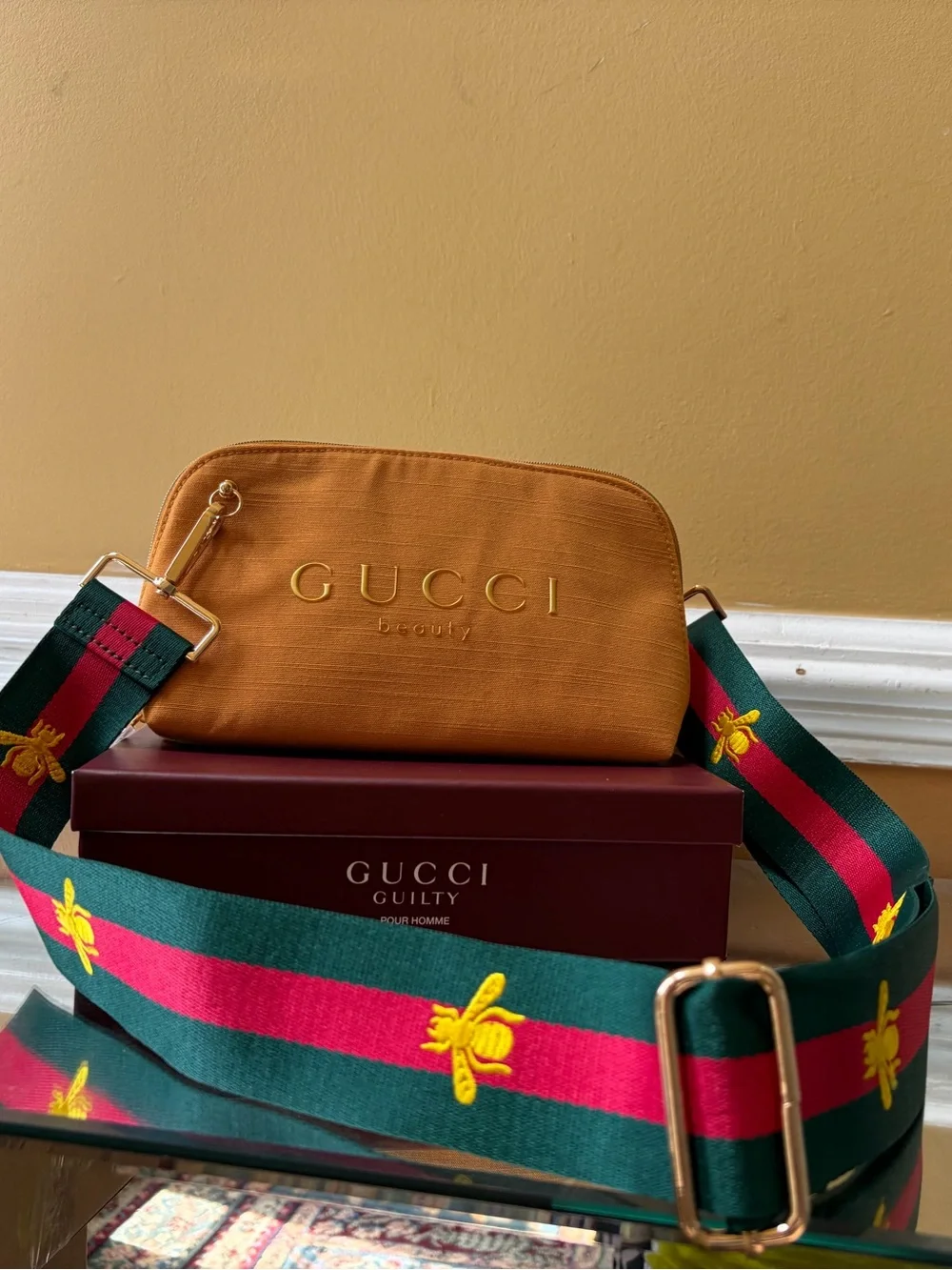 Gucci beauty pouch